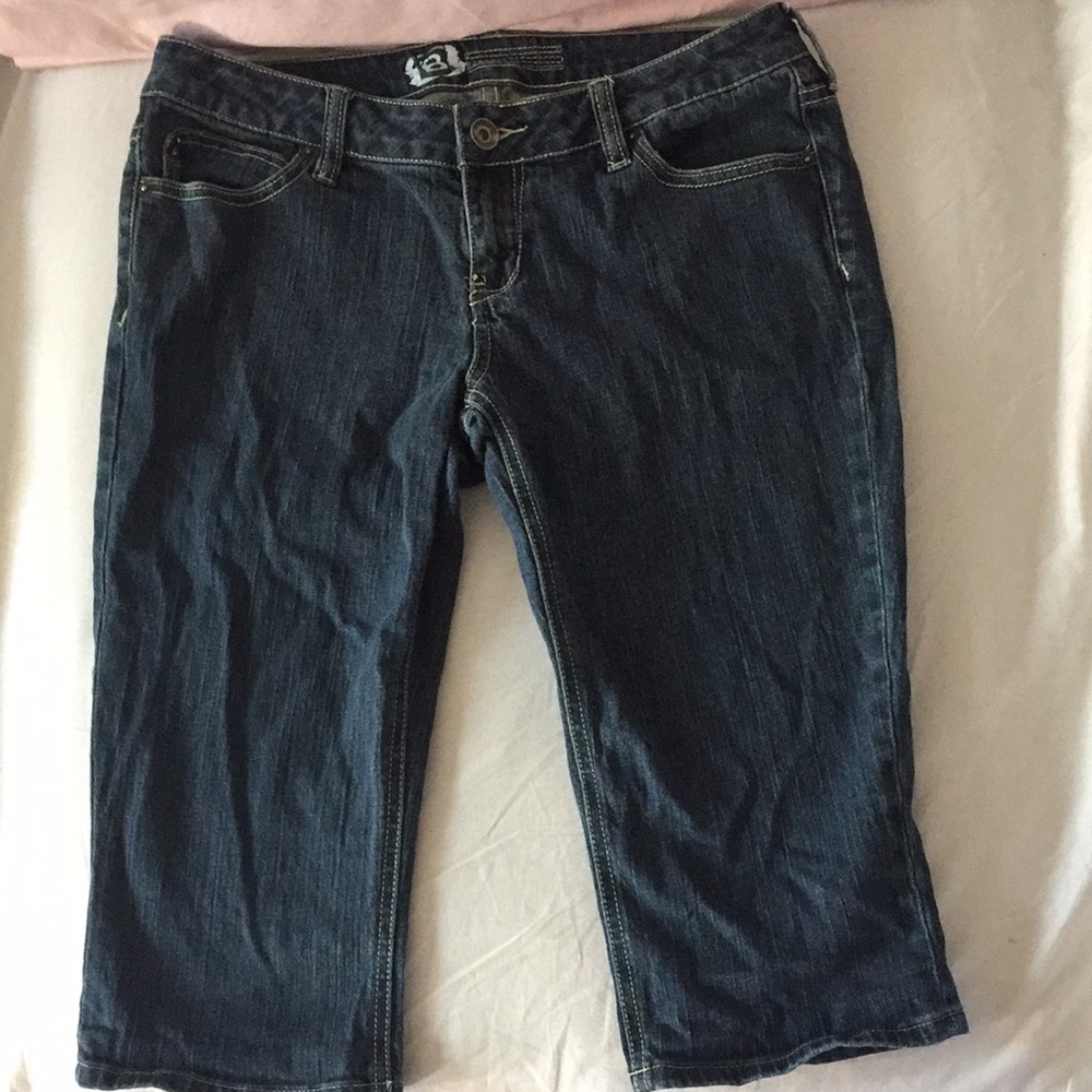 Bullhead Jean capris